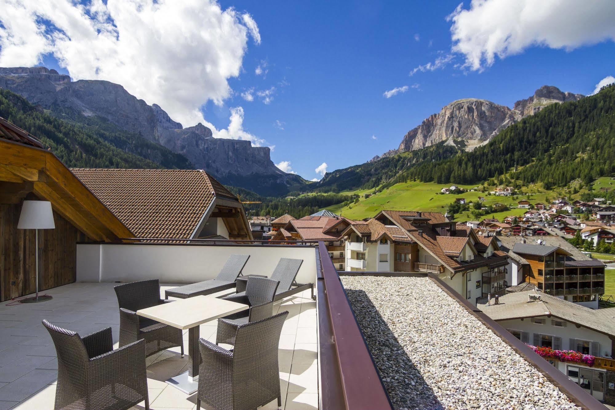 Hotel Col Alto Corvara In Badia Kültér fotó